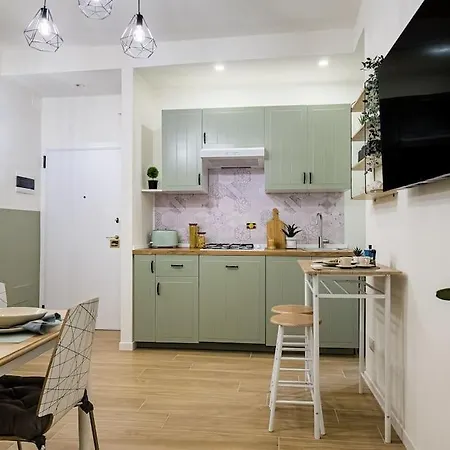 Motor Valley Boutique - 3 *