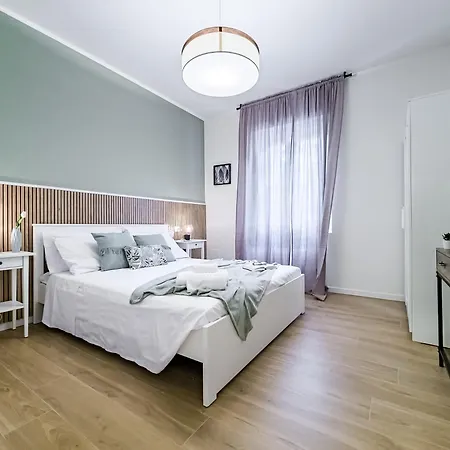 Motor Valley Boutique - 3 *