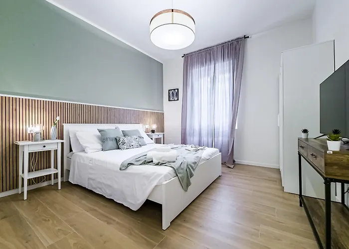 Motor Valley Boutique - 3 *